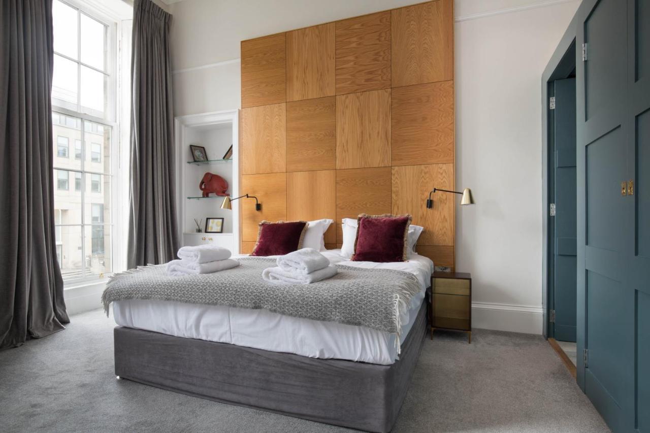 Magnificent Georgian 3-Bedroom Apartment In New Town Edimburgo Exterior foto